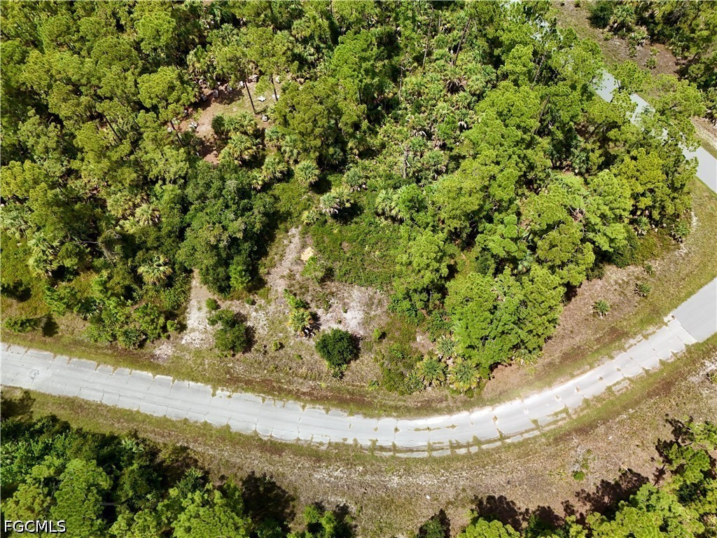 Legend Ln Property Photo 32