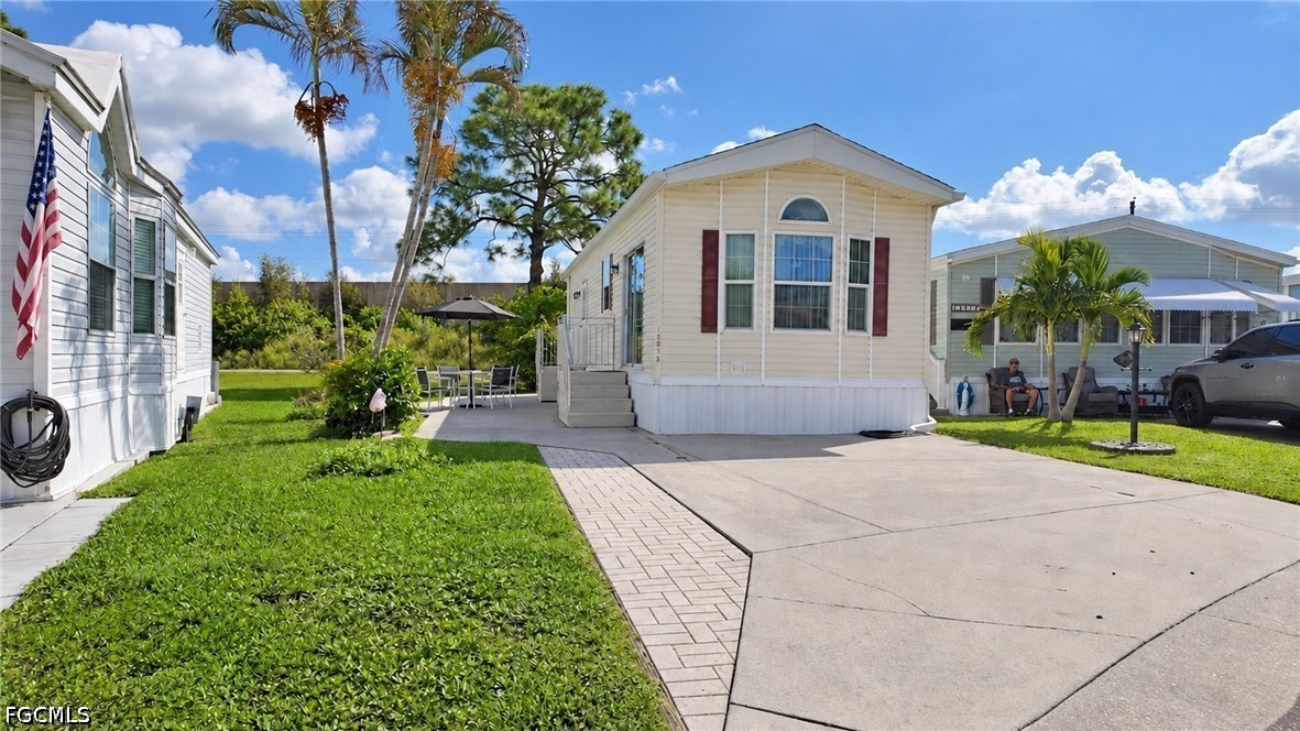 10915 Snowy Egret Cir Property Photo 1