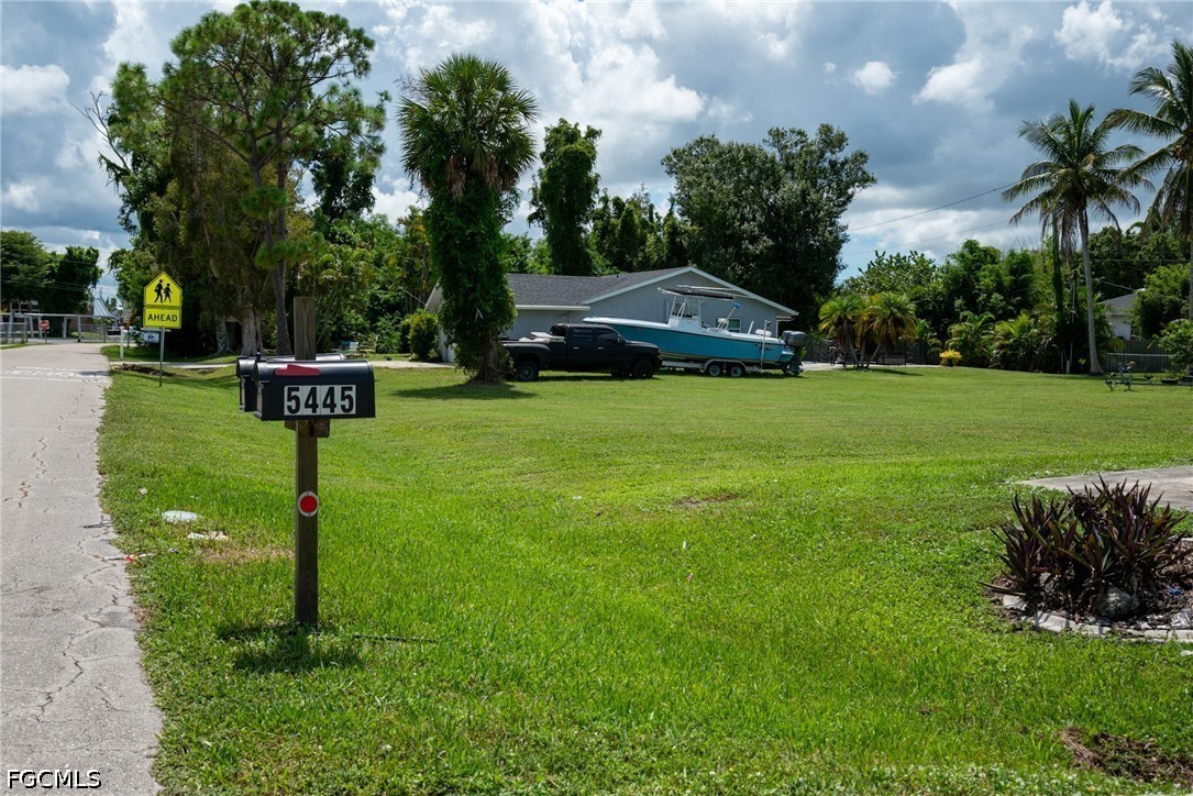 5443 Avenue E Property Photo 2
