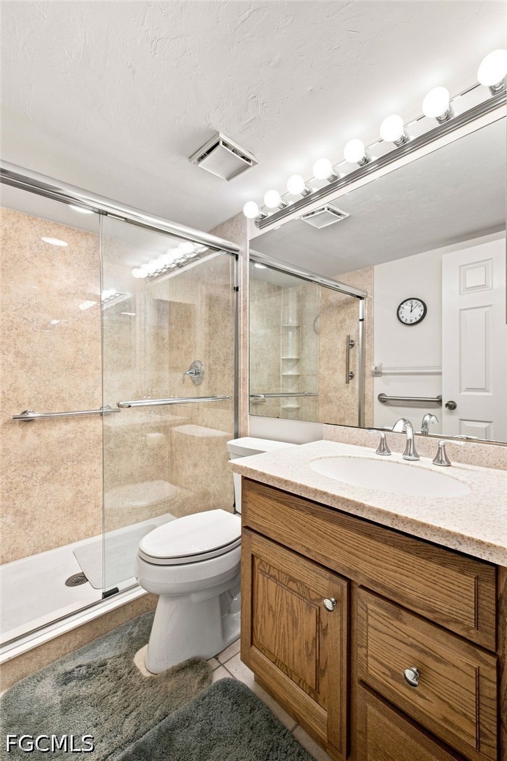 5585 Trailwinds Dr 324 Property Photo 15