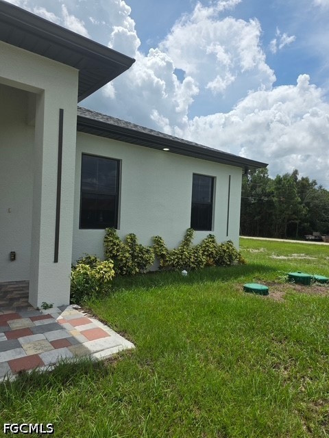 432 Raymer St Property Photo 32