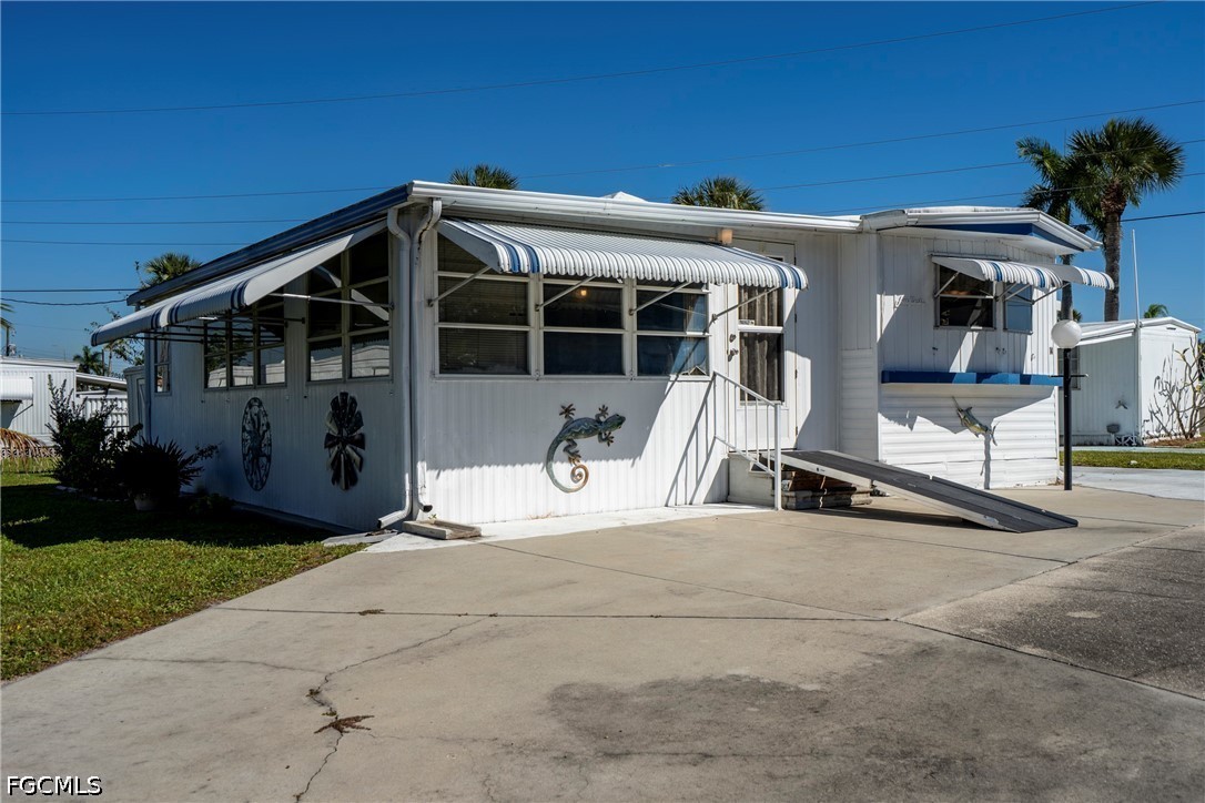 5558 Palm Beach Blvd 14 Property Photo 1