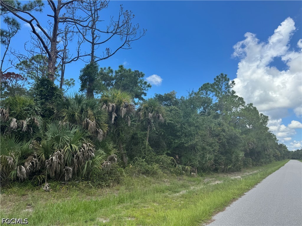1271 Beach St Property Photo 6