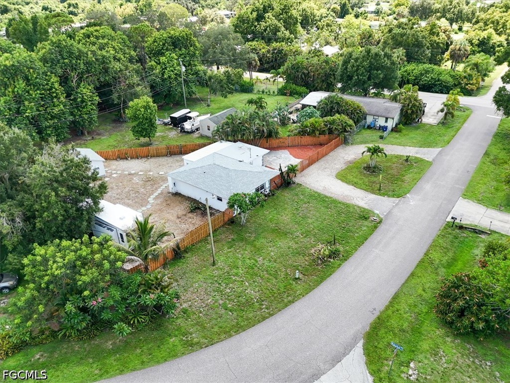 218 Poe Ave Property Photo 1