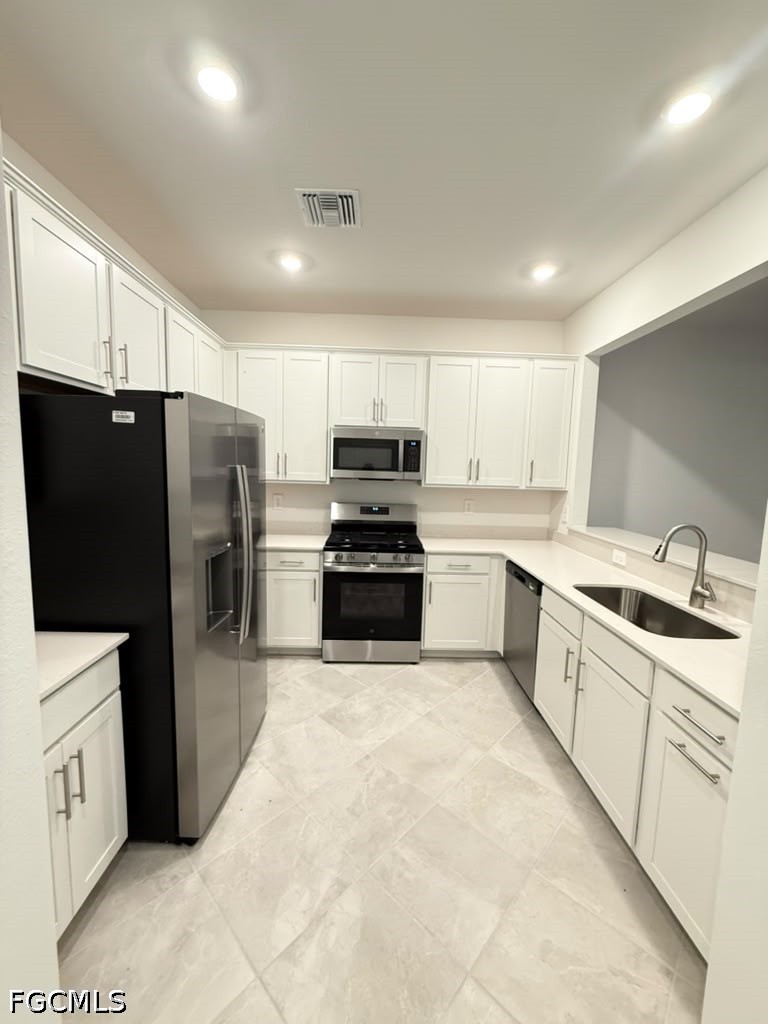 14844 Bluewater Rd Property Photo 3