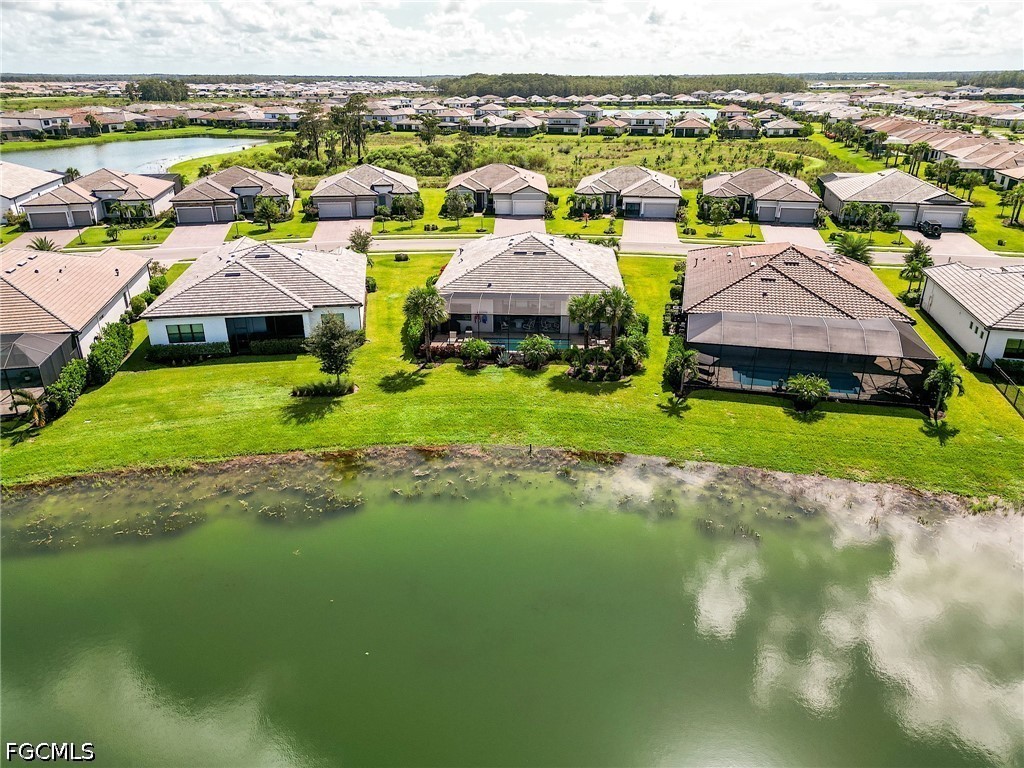 20180 Millrun Dr Property Photo 35