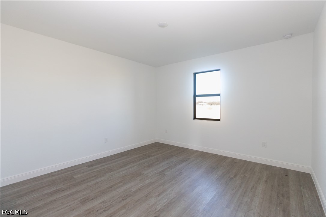 1083 Calico St Property Photo 12