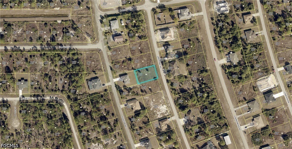 962 Graystone Ave Property Photo 1