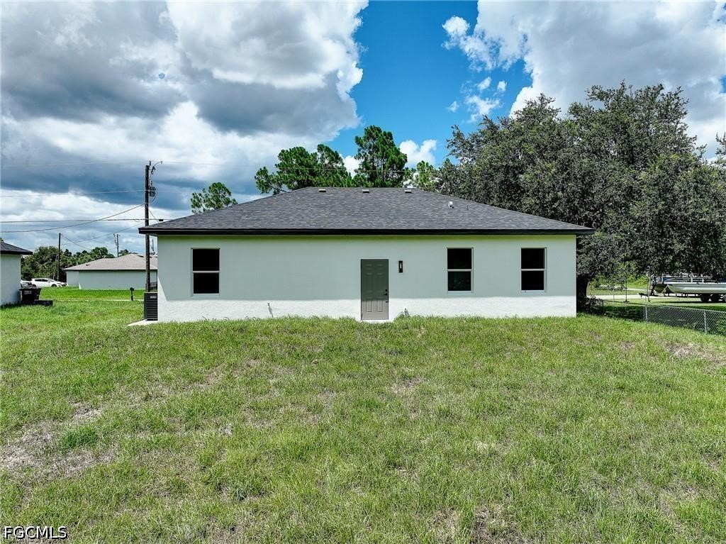 940 Lakeside Dr Property Photo 25