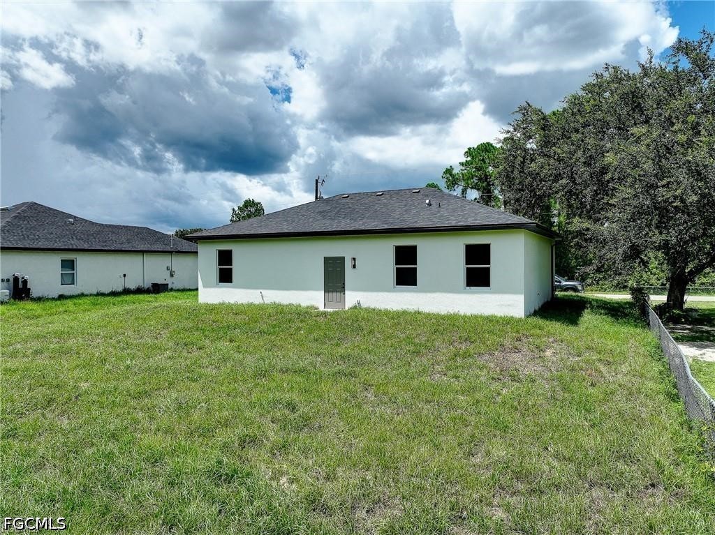 940 Lakeside Dr Property Photo 27
