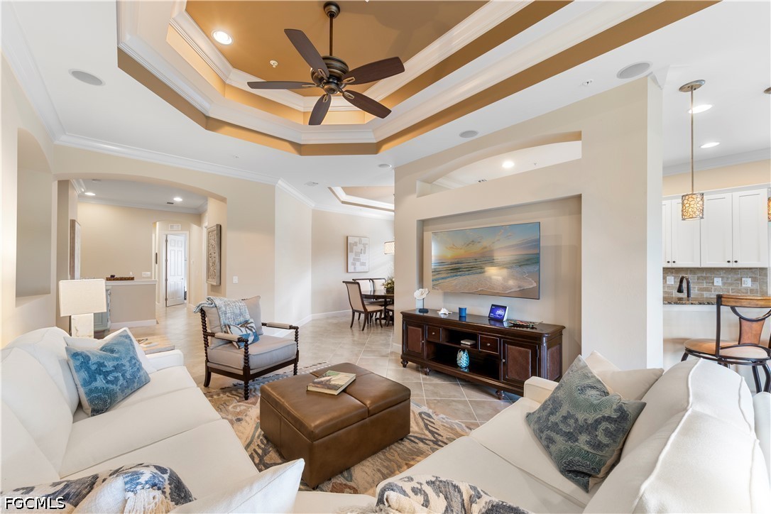 10351 Glastonbury Cir 201 Property Photo 1