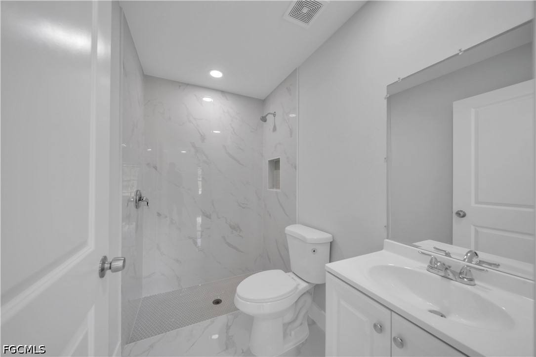 3819 3rd St W Property Photo 5