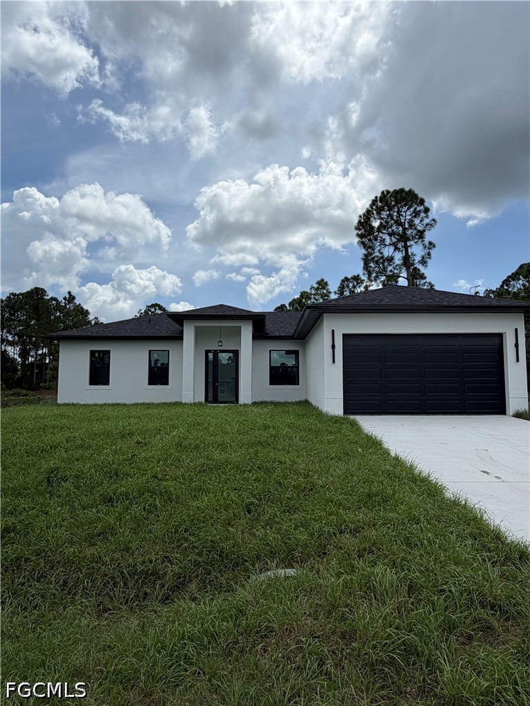 1052 Grove ST E Property Photo 1