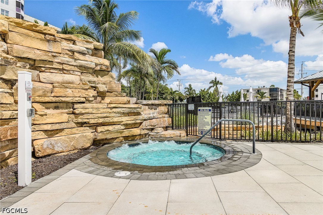 6640 Estero Blvd 401 Property Photo 21