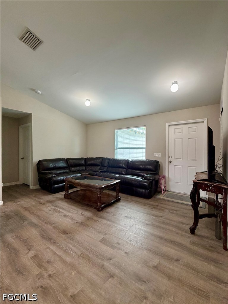 354 Mangonia AVE Property Photo 1