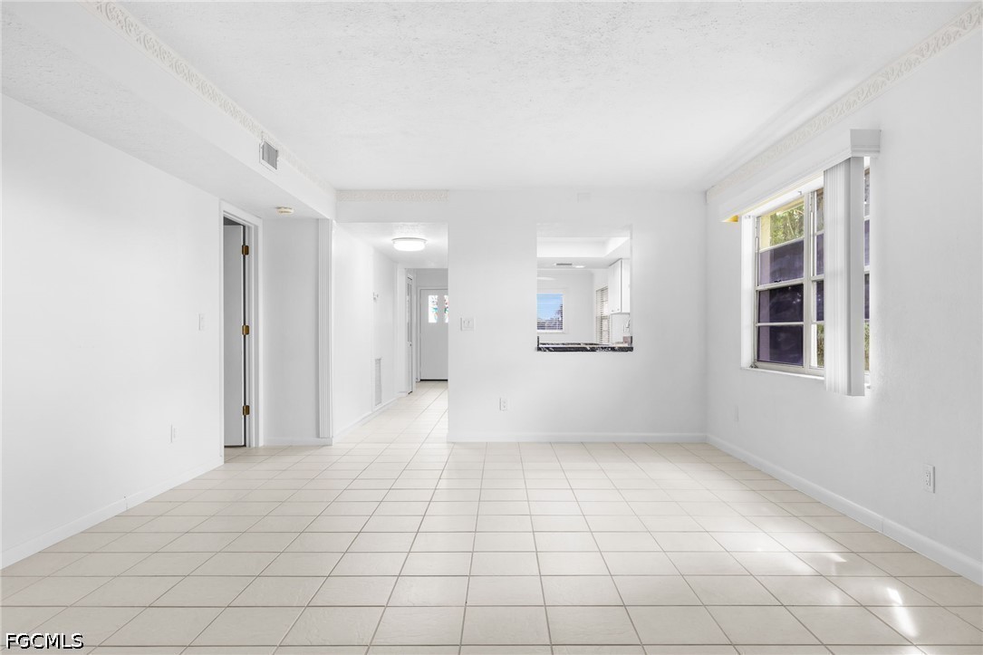 4426 Santa Barbara Blvd 101 Property Photo 17