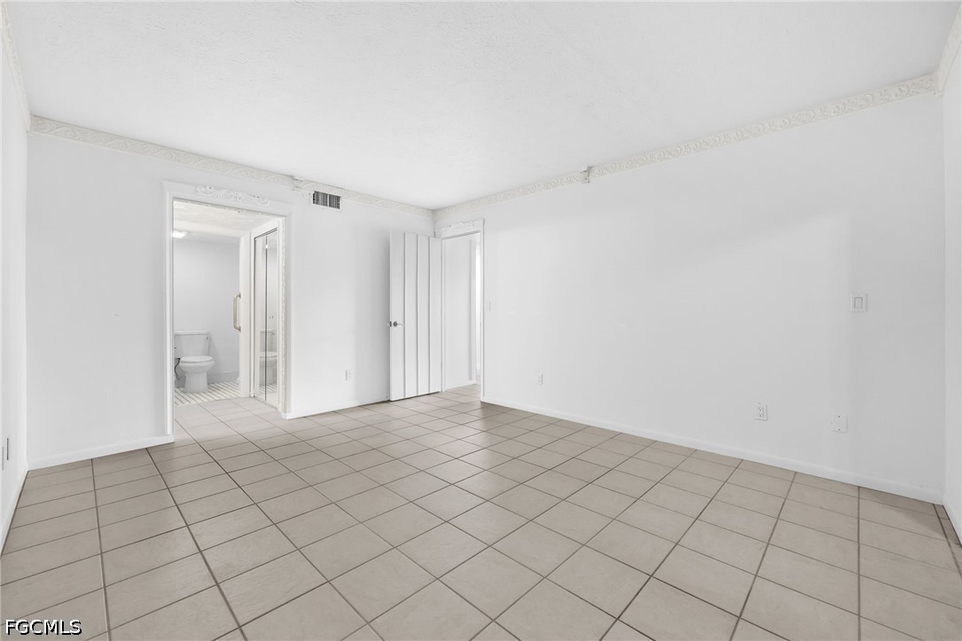 4426 Santa Barbara Blvd 101 Property Photo 18