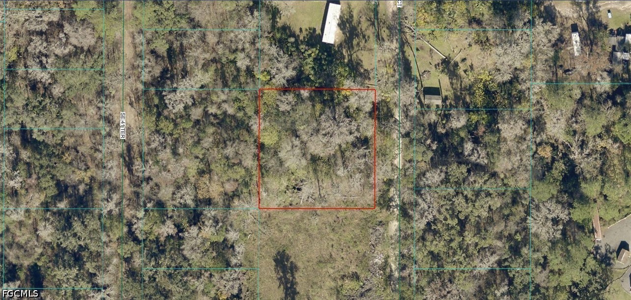 SE 42 CT Property Photo 1