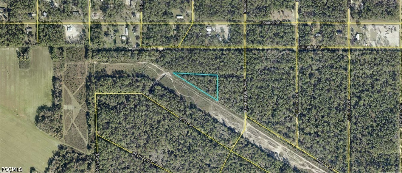 Eddie St Property Photo 2