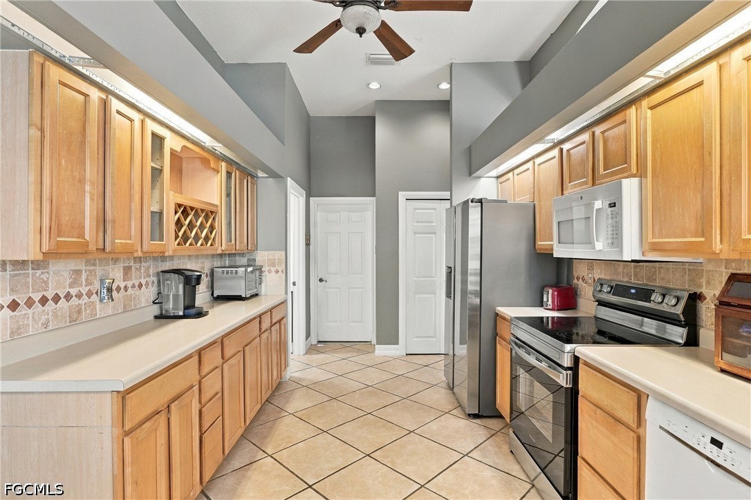 1507 Nw 29th Pl Property Photo 19