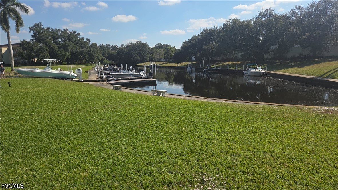 1422 Tropic Ter Property Photo 3