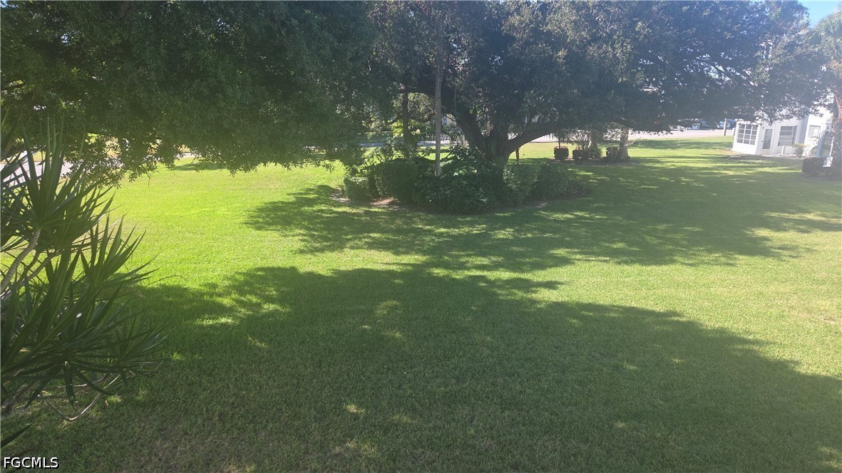 1422 Tropic Ter Property Photo 5