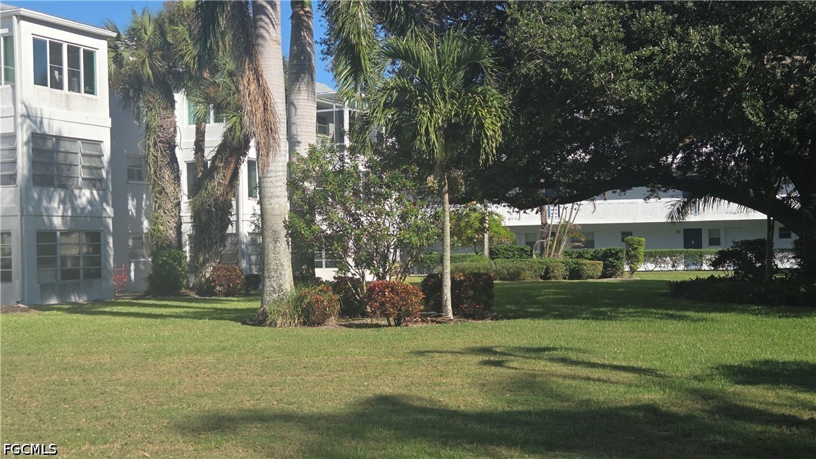 1422 Tropic Ter Property Photo 6