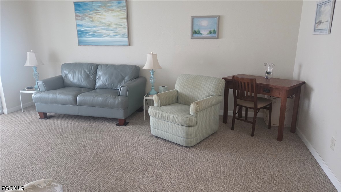 1422 Tropic Ter Property Photo 9