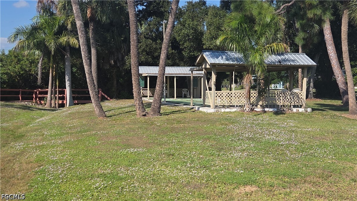 1422 Tropic Ter Property Photo 22