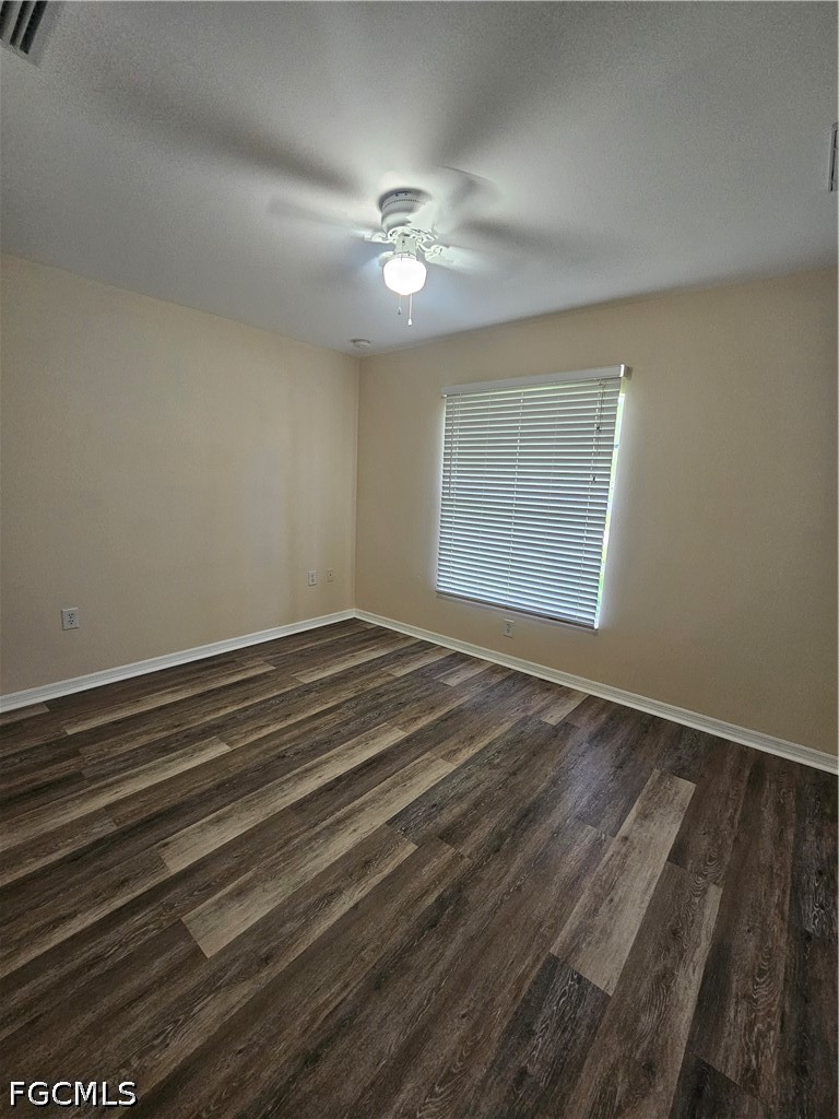 1116 Irving Ave Property Photo 10
