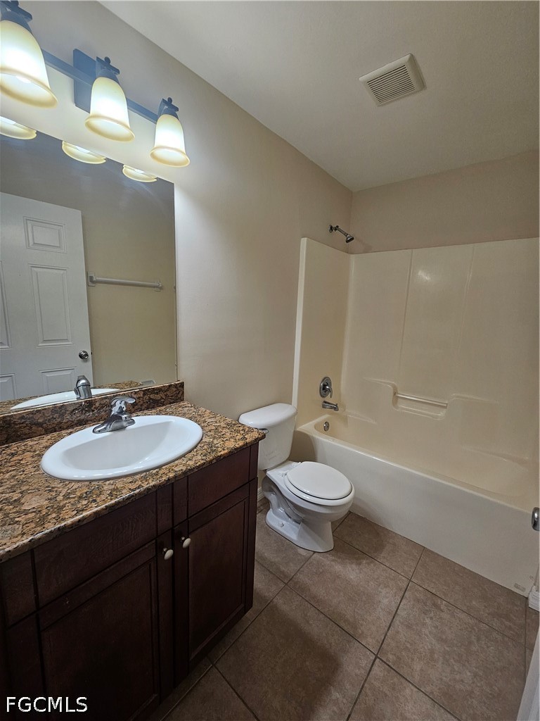 1116 Irving Ave Property Photo 11