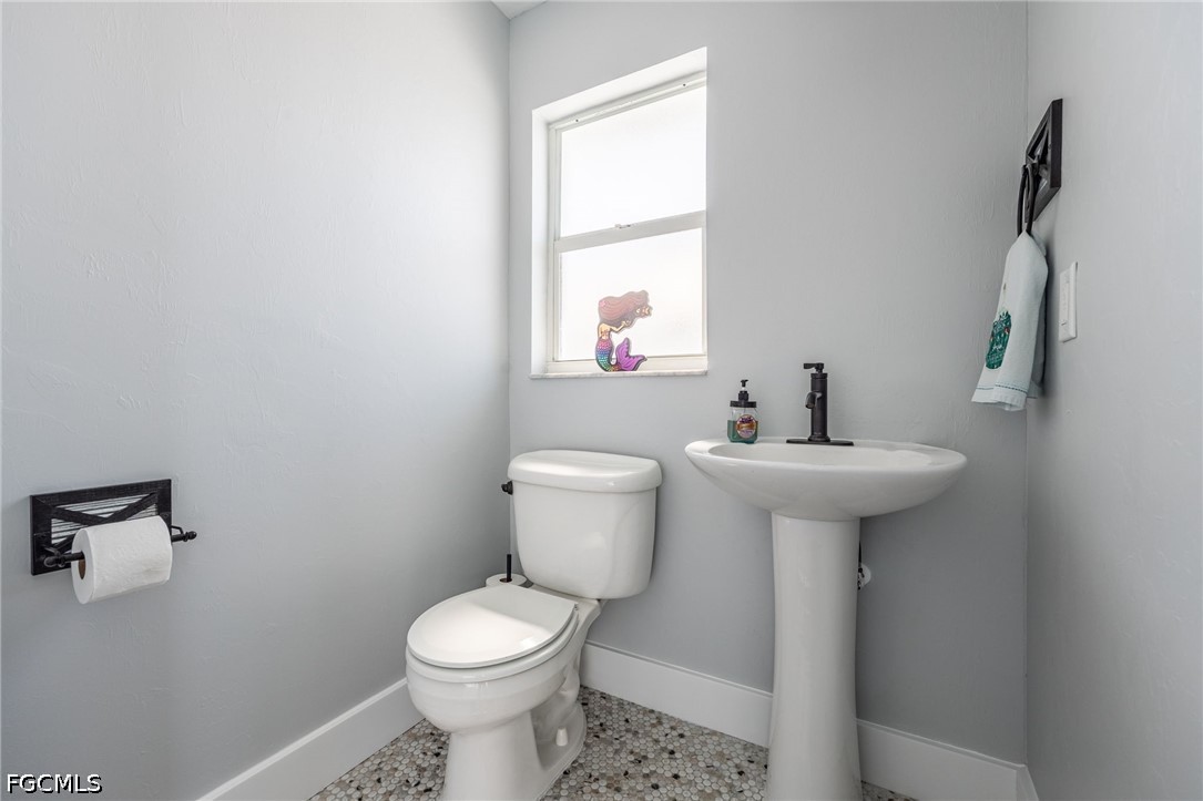 12249 Moon Shell Dr Property Photo 27