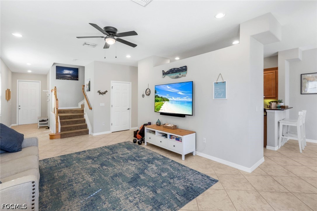 20007 Larino Loop Property Photo 4