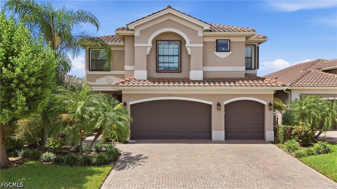 11696 Stonecreek Cir Property Photo 1