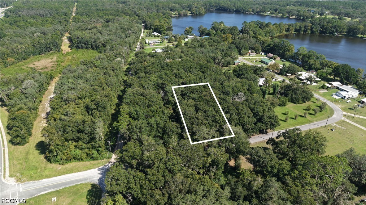 104 Twin Lake Grove Dr Dr Property Photo 1