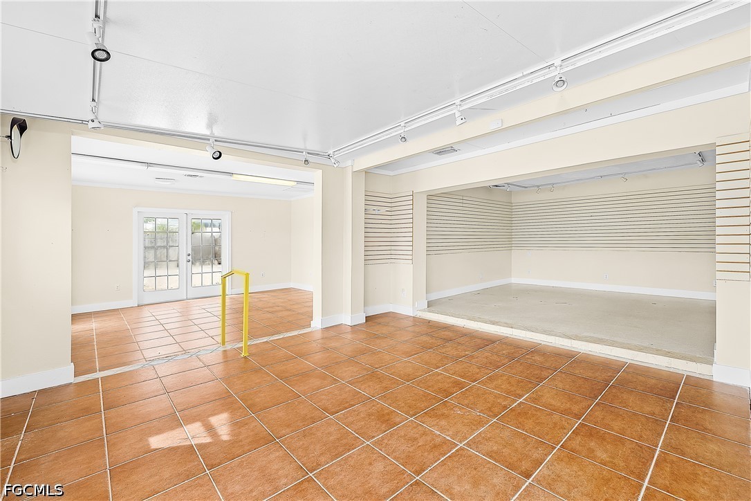 3269 Stringfellow Rd Property Photo 15