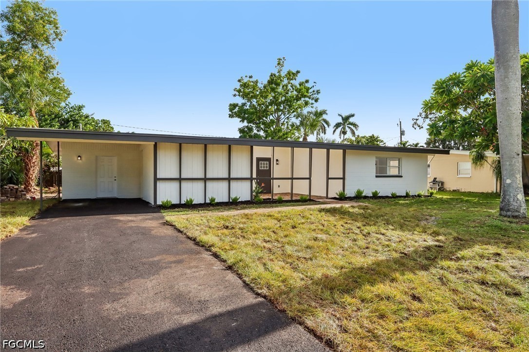 2124 Sunrise Blvd Property Photo