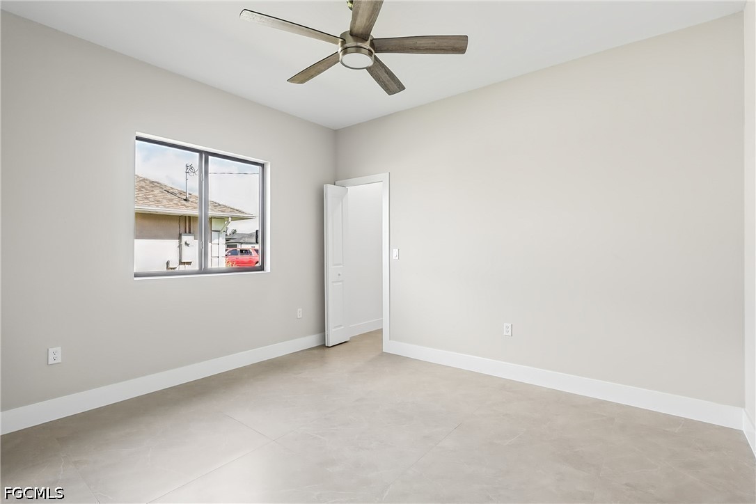 4002 20th St Sw Property Photo 22