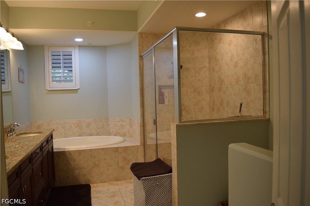 6661 Alden Woods 101 Property Photo 12