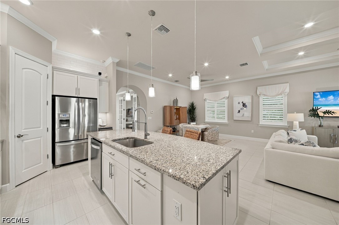 7564 Winding Cypress Dr Property Photo 11