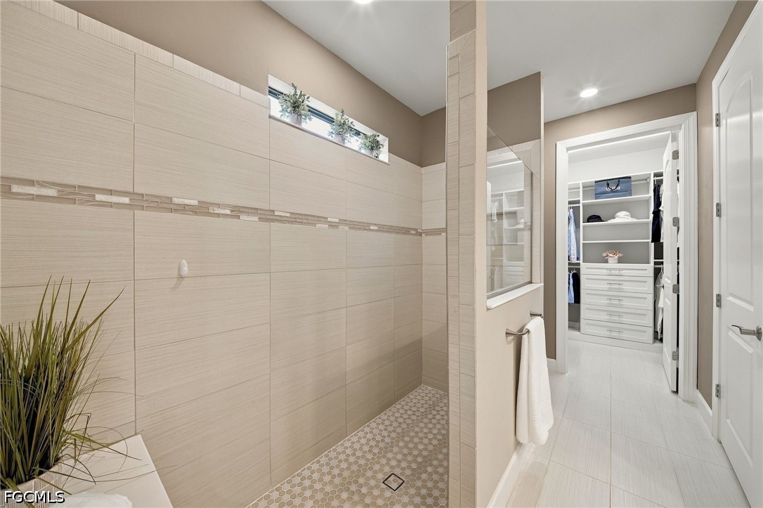 7564 Winding Cypress Dr Property Photo 32