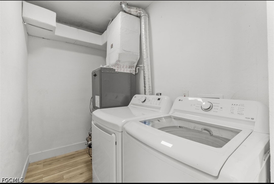 2352 Ednor St Property Photo 7