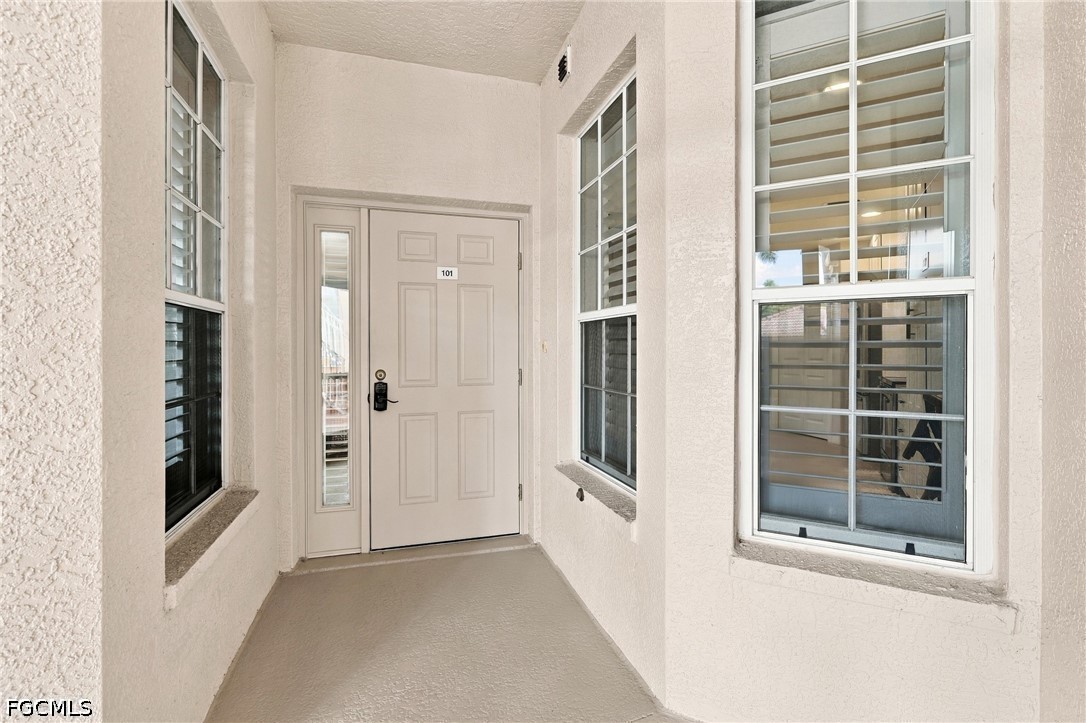 9160 Southmont Cv 101 Property Photo 6