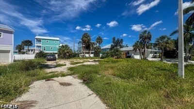 131 Mid Island DR Property Photo 1