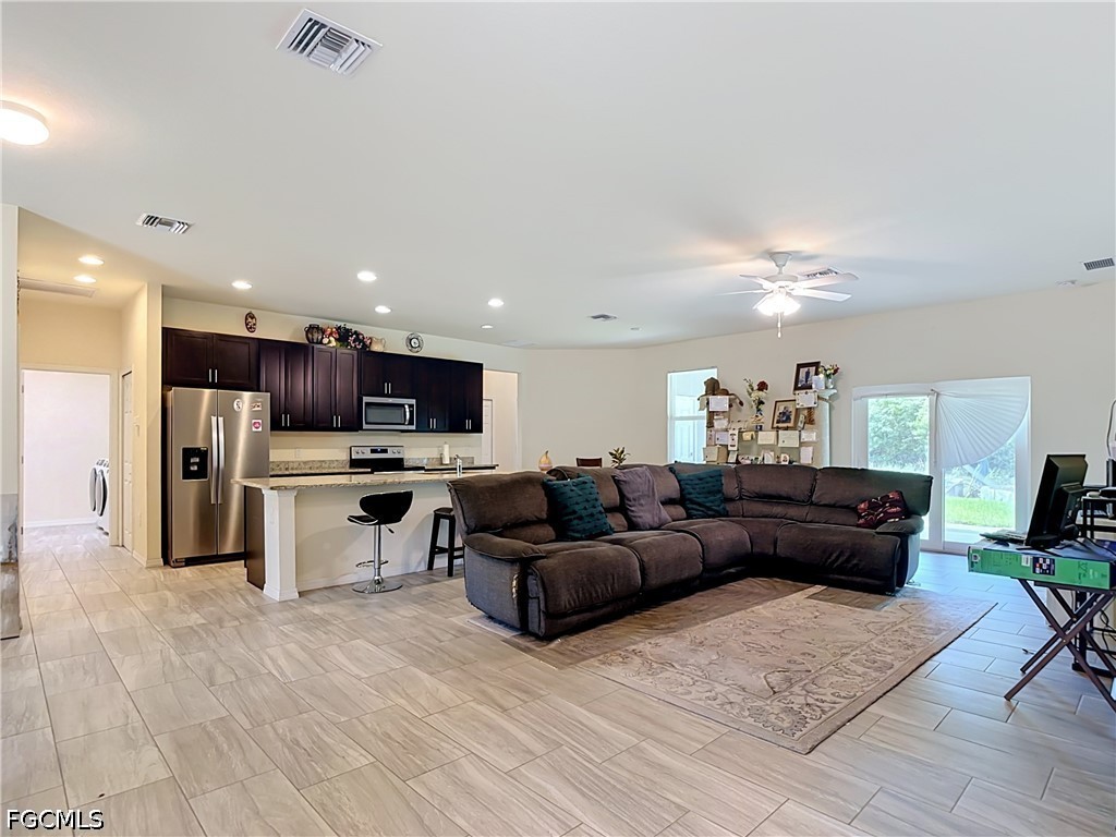 6027 Acorn Cir Property Photo 7