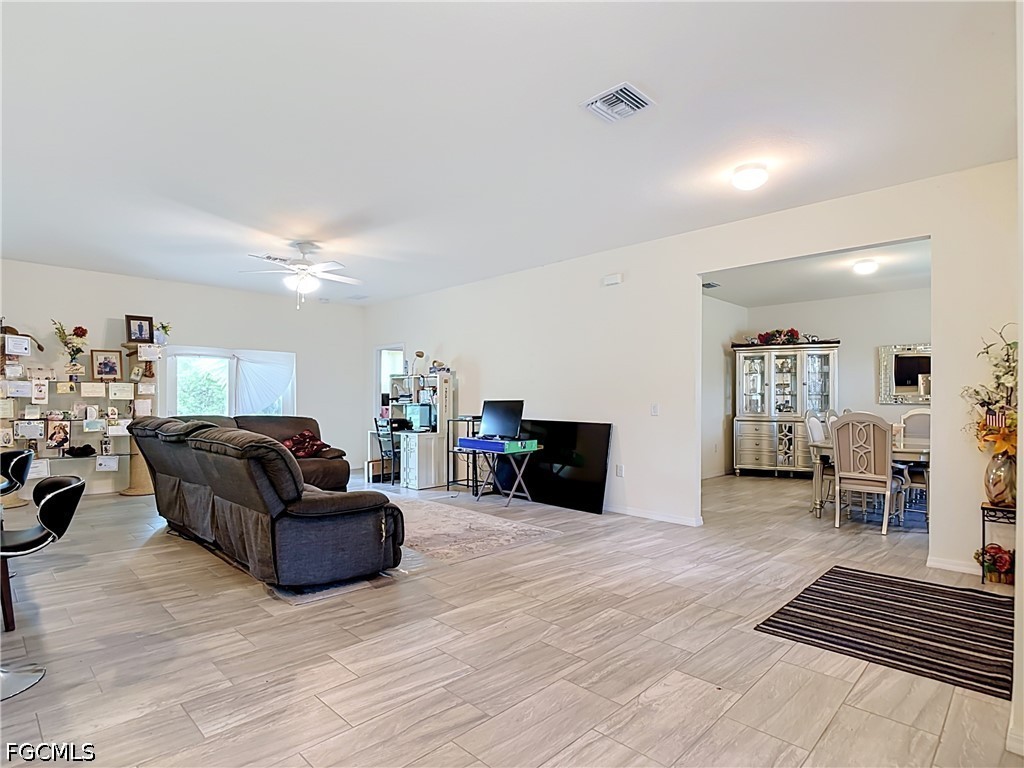 6027 Acorn Cir Property Photo 9
