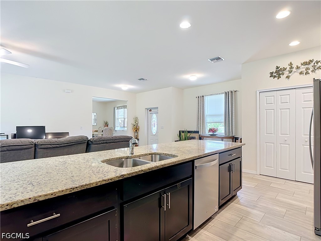 6027 Acorn Cir Property Photo 12