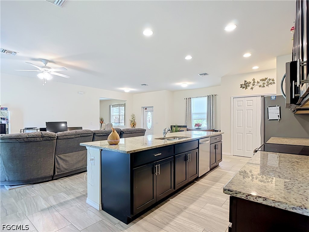 6027 Acorn Cir Property Photo 17