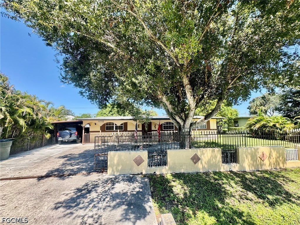 4715 Nottingham Dr Property Photo 1