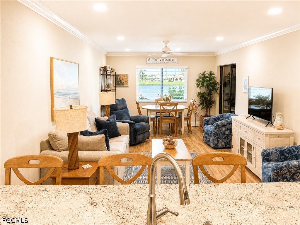 11140 Caravel Cir 106 Property Photo 1